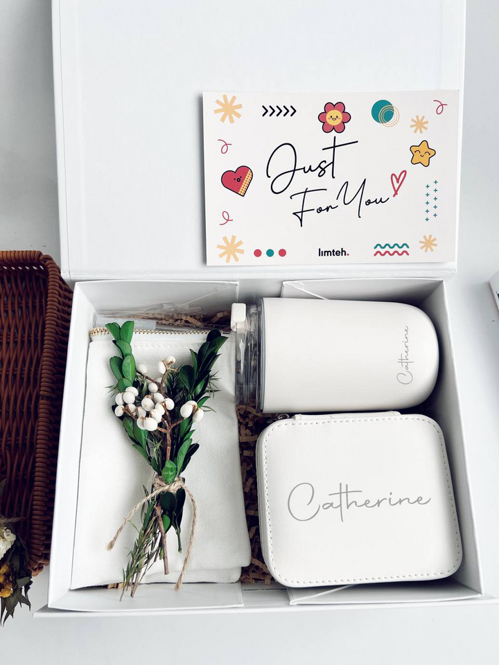 The Allure of White Giftset